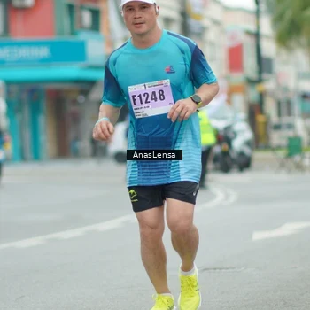 Runner Photo 8862828