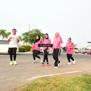 Runner Photo 8862871