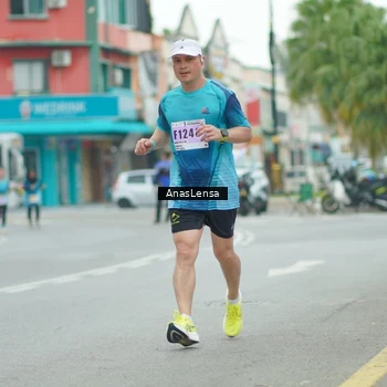 Runner Photo 8862875