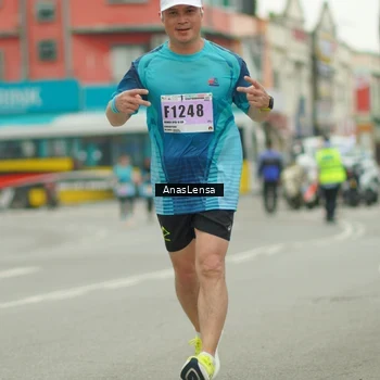 Runner Photo 8862891