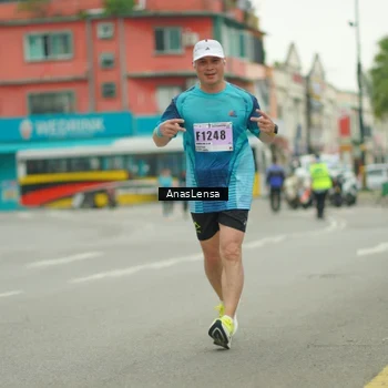 Runner Photo 8862896
