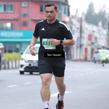 Runner Photo 8862908