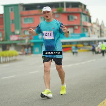 Runner Photo 8862921