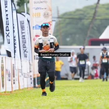 Runner Photo 8862969