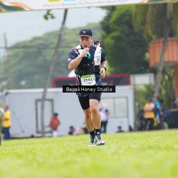 Runner Photo 8863034