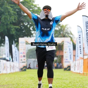 Runner Photo 8863035