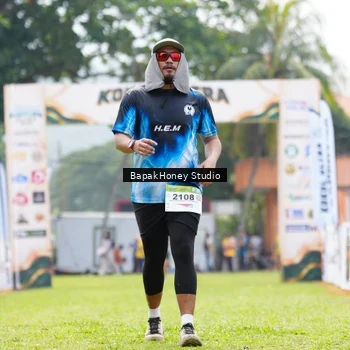 Runner Photo 8863054