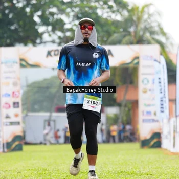 Runner Photo 8863055