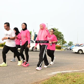 Runner Photo 8863058