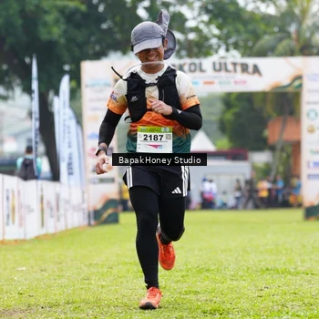Runner Photo 8863062