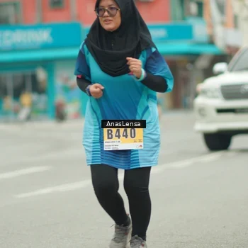 Runner Photo 8863069