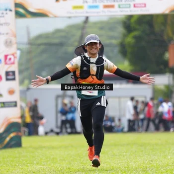 Runner Photo 8863071