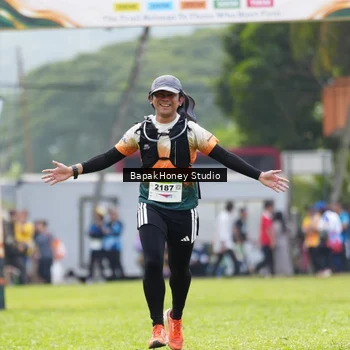 Runner Photo 8863074