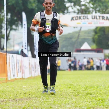 Runner Photo 8863083