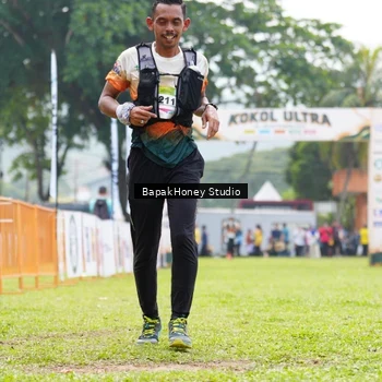 Runner Photo 8863088