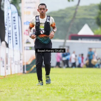 Runner Photo 8863090