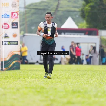 Runner Photo 8863097