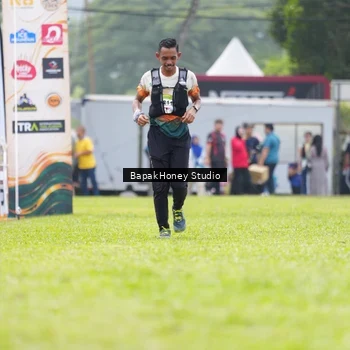 Runner Photo 8863101
