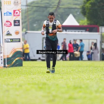 Runner Photo 8863102