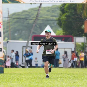 Runner Photo 8863140