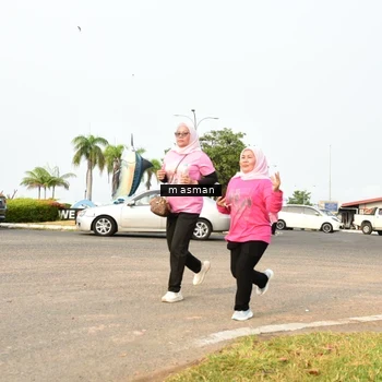 Runner Photo 8863143