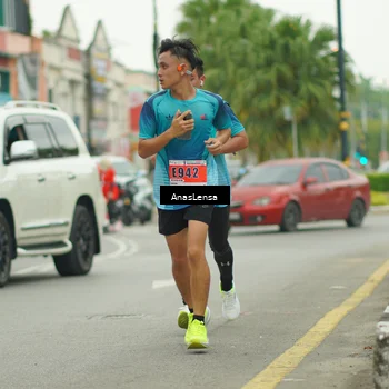 Runner Photo 8863188