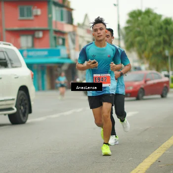 Runner Photo 8863195