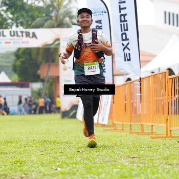 Runner Photo 8863205