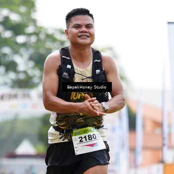 Runner Photo 8863211