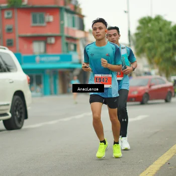Runner Photo 8863224