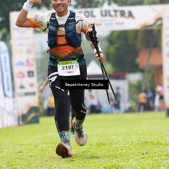 Runner Photo 8863274