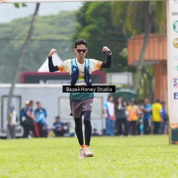 Runner Photo 8863342