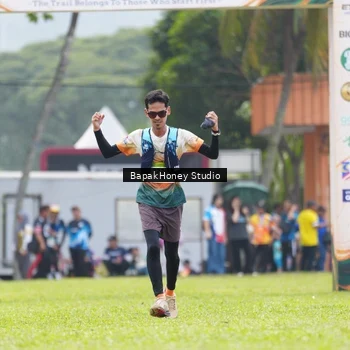 Runner Photo 8863346