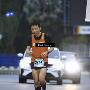 Runner Photo 8863413