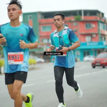 Runner Photo 8863415