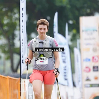 Runner Photo 8863416