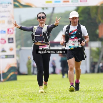 Runner Photo 8863493