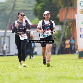 Runner Photo 8863498