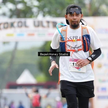 Runner Photo 8863510