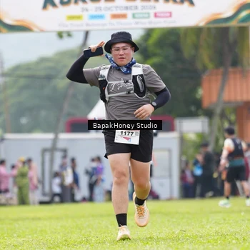 Runner Photo 8863547