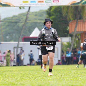 Runner Photo 8863566