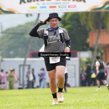 Runner Photo 8863570