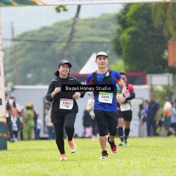 Runner Photo 8863663