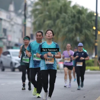 Runner Photo 8863677