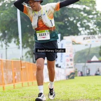 Runner Photo 8863681