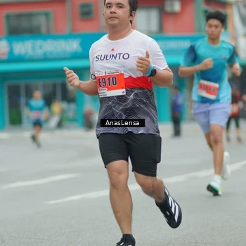 Runner Photo 8863688