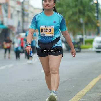 Runner Photo 8863696