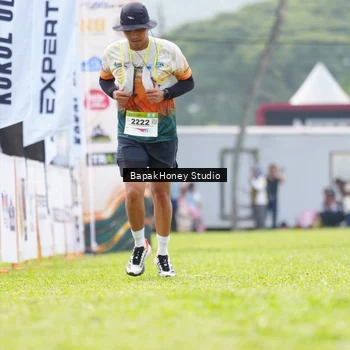 Runner Photo 8863698