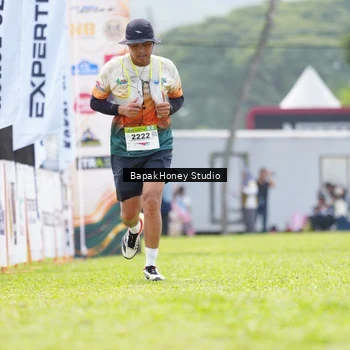 Runner Photo 8863704
