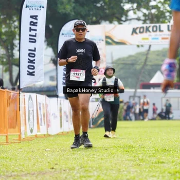 Runner Photo 8863836